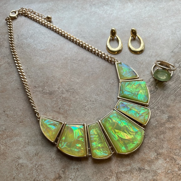 Jewelry Bundle Necklace Earrings Ring - Picture 1 of 6